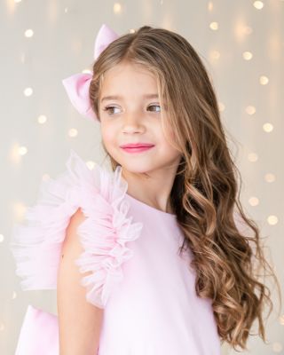 A pak už jen světýlka, smích a dotek kouzla. 💫 Vánoce nejsou o dárcích, ale o chvílích, kdy se zastavíte a uvědomíte si,...